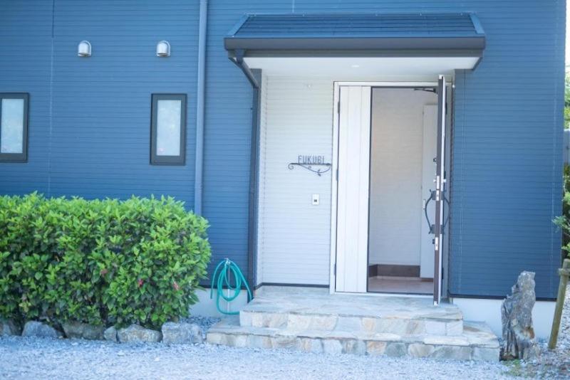 Tabinoteitaku Karstvilla Motobu Exterior foto